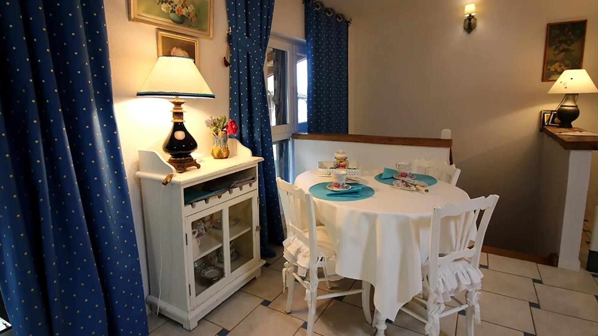 Les Colombages Apartment Biziat ภายนอก รูปภาพ