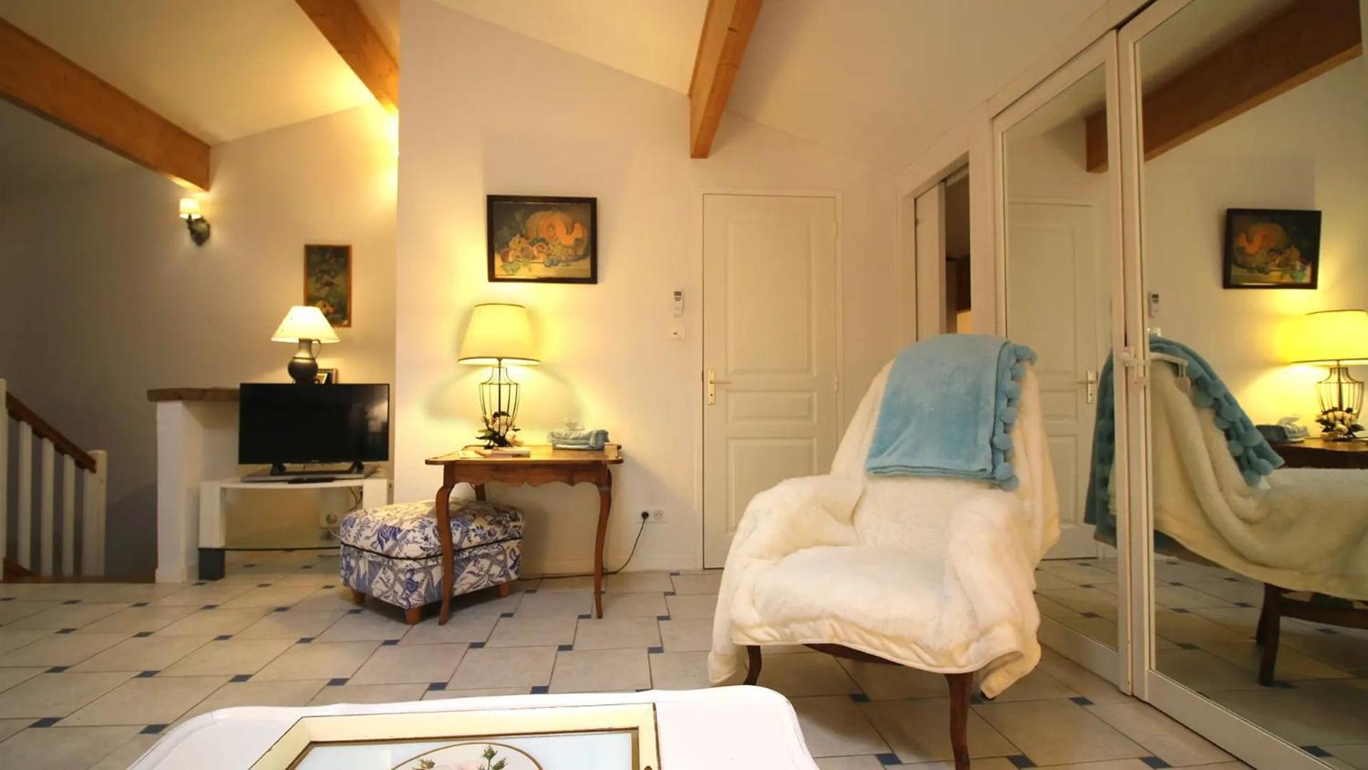 Les Colombages Apartment Biziat ภายนอก รูปภาพ